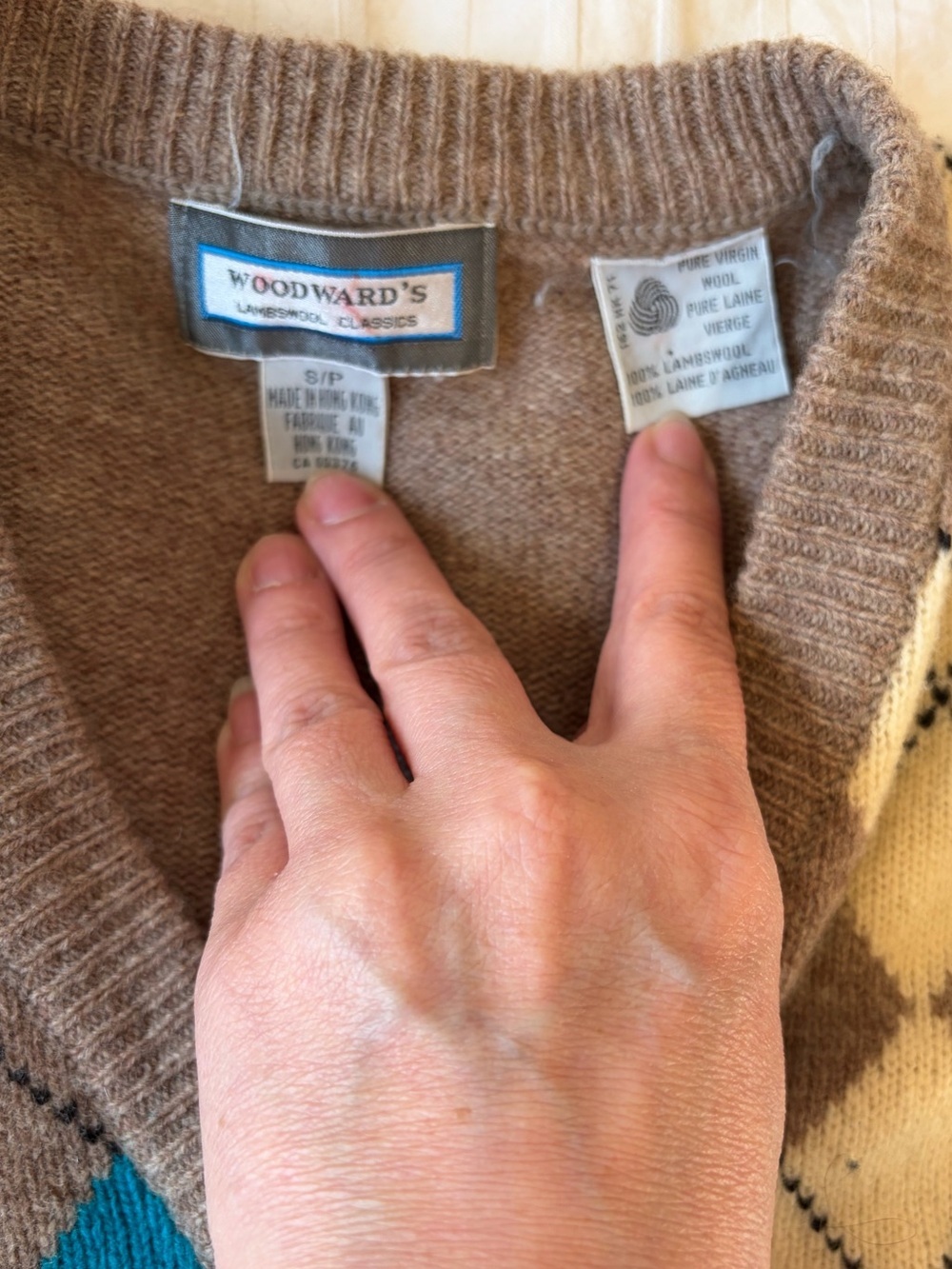 WOODWARD’S- vintage lambswool argyle V-neck sweater. Size small - Picture 3 of 5